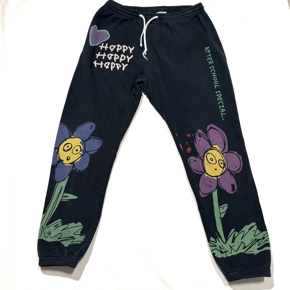 Graphic Flower Joggers - Black - Unknown Brand
